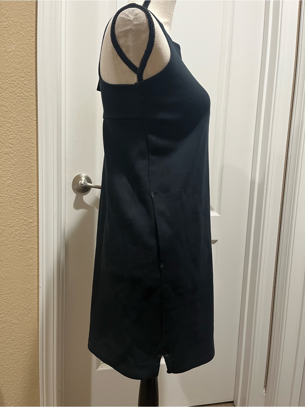 NIKE GIRL’S BLACK ATHLETIC DRESS - Picture 6 of 10
